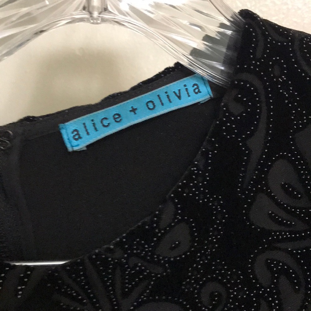 Alice + Olivia cap sleeve blouse